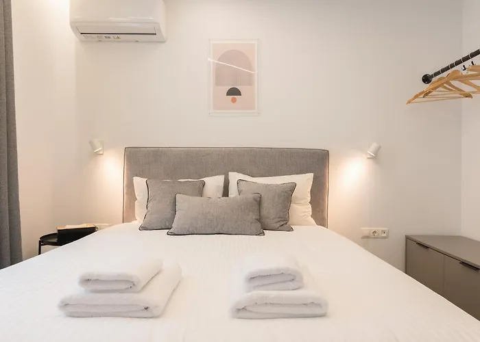 Athens Theatrou Apartments