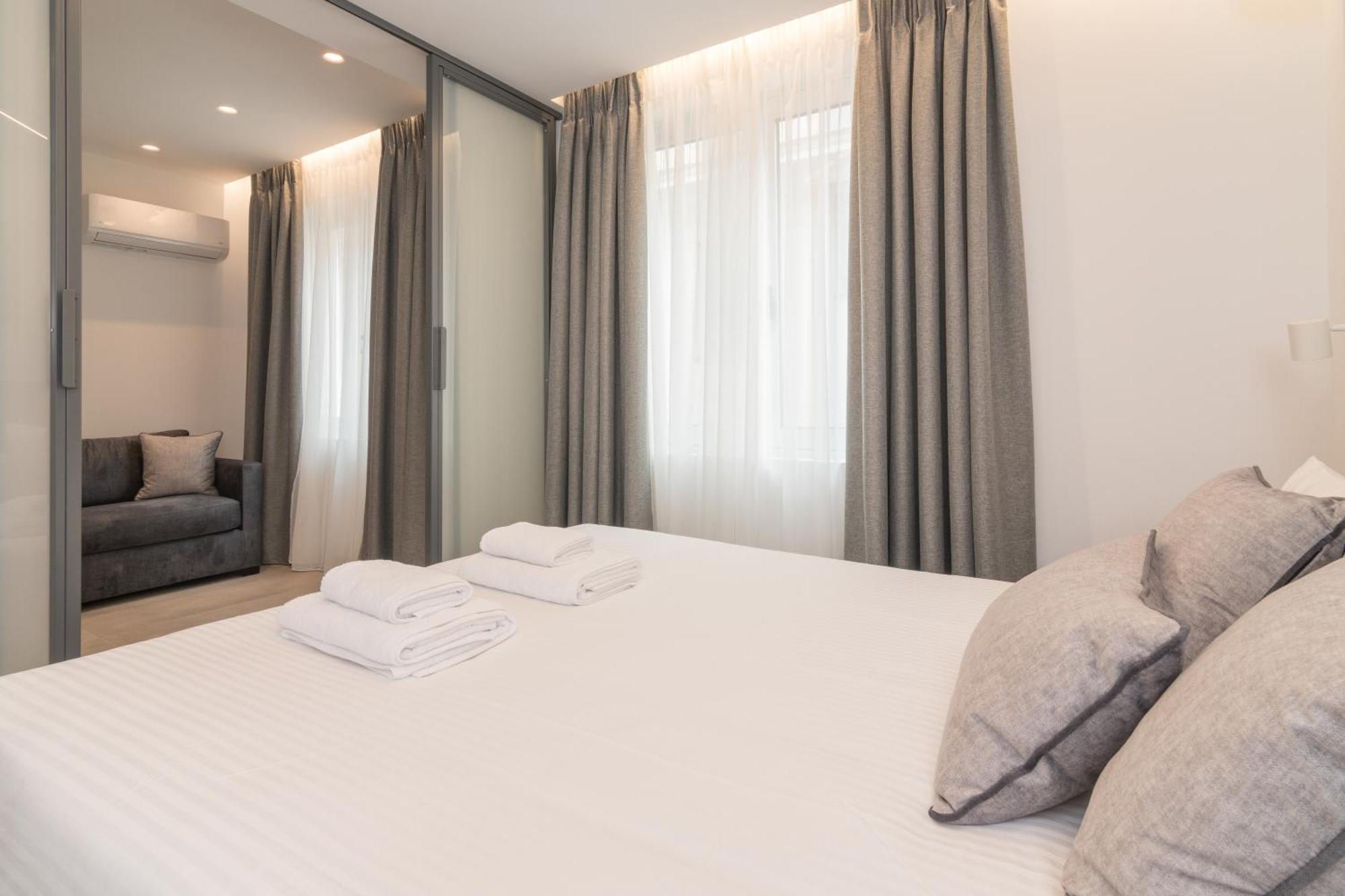 Apartahotel Theatrou Atenas